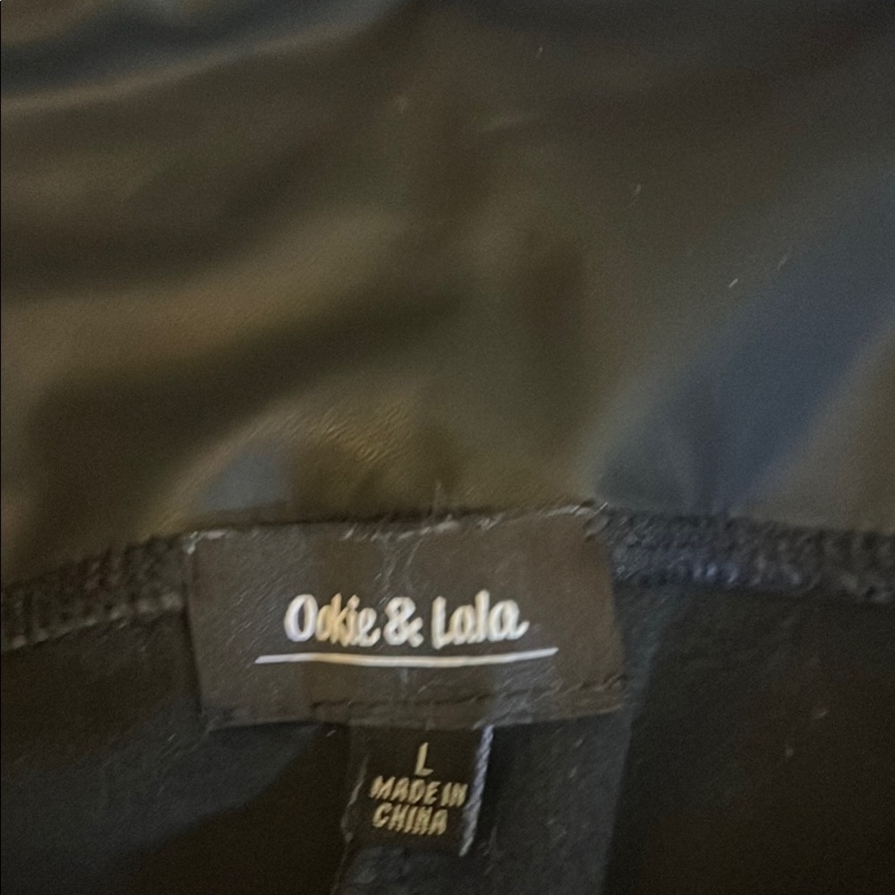 Odde & Lala Black Garment